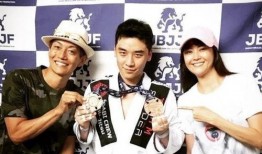 日本社长爆料娱乐圈事件,揭秘明星背后的秘密