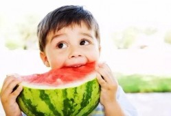 娱乐吃瓜酱招待朋友,与好友共享欢乐时光的秘籍分享